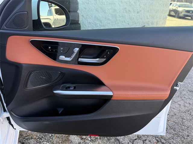 Used 2025 Mercedes-Benz C 300 Sedan image 26