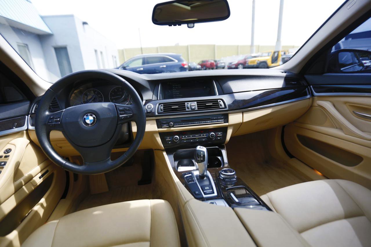 Used 2014 BMW 528i xDrive Sedan AWD/4WD image 12