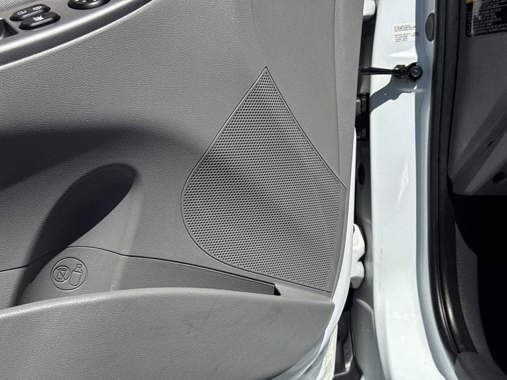 Used 2016 Hyundai Accent SE image 13