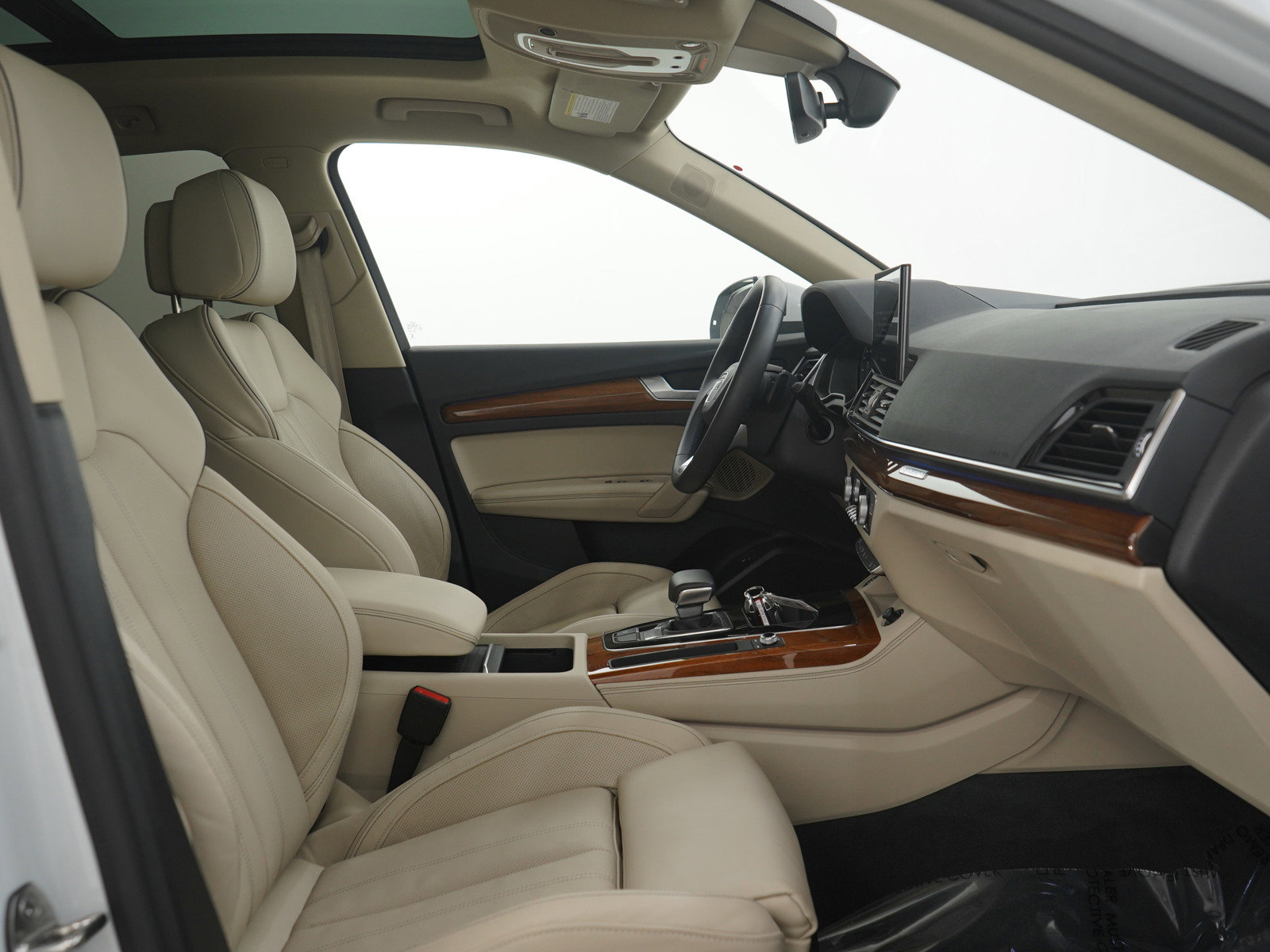 Used 2023 Audi Q5 e Prestige w/ Prestige Package image 12