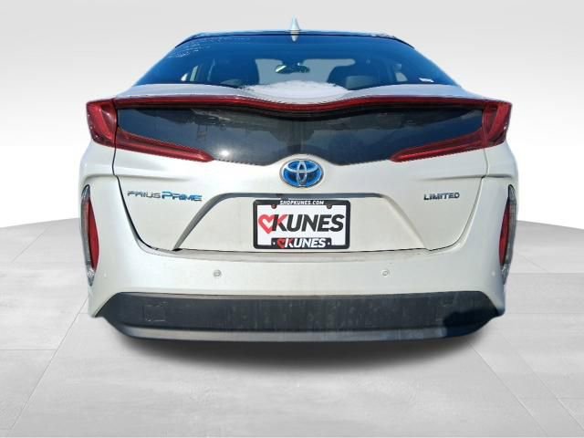 Used 2021 Toyota Prius Prime Limited FWD image 6