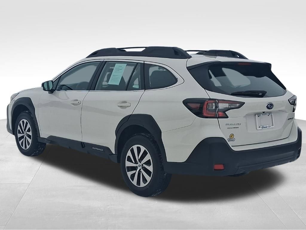 Used 2023 Subaru Outback 2.5i image 9
