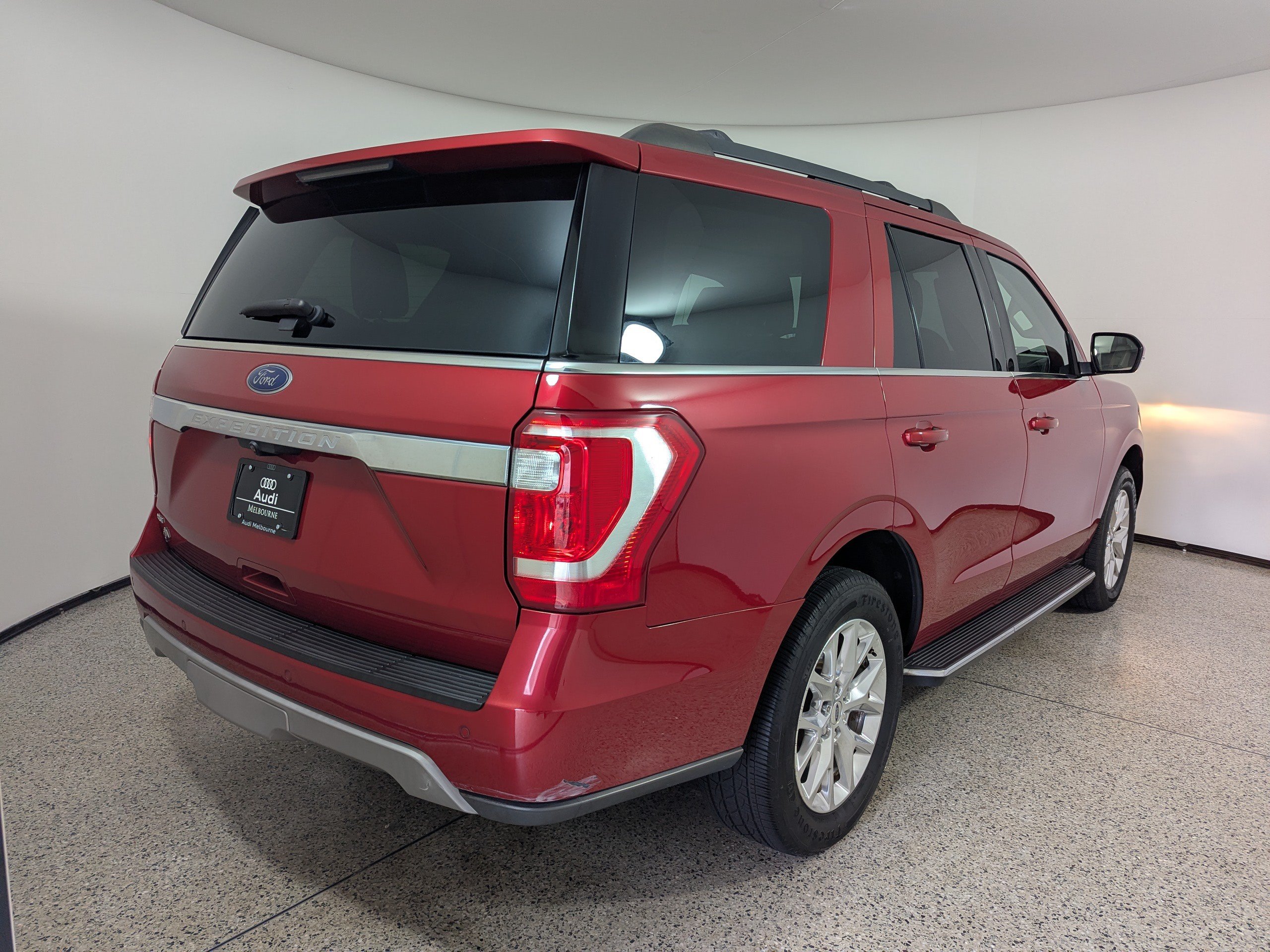 Used 2021 Ford Expedition XLT RWD image 7