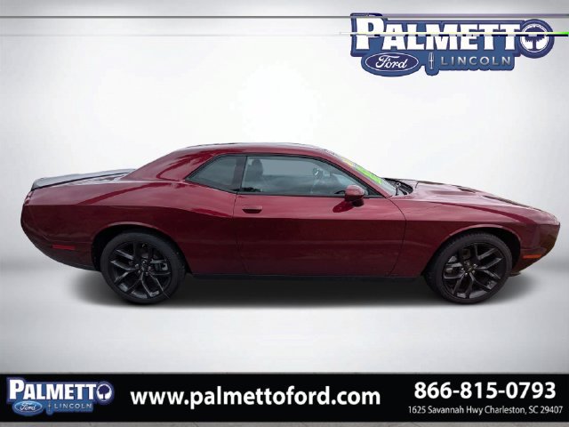 Used 2023 Dodge Challenger SXT w/ Blacktop Package RWD image 2