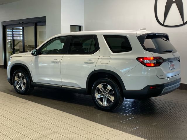 Used 2023 Honda Pilot EX-L image 4