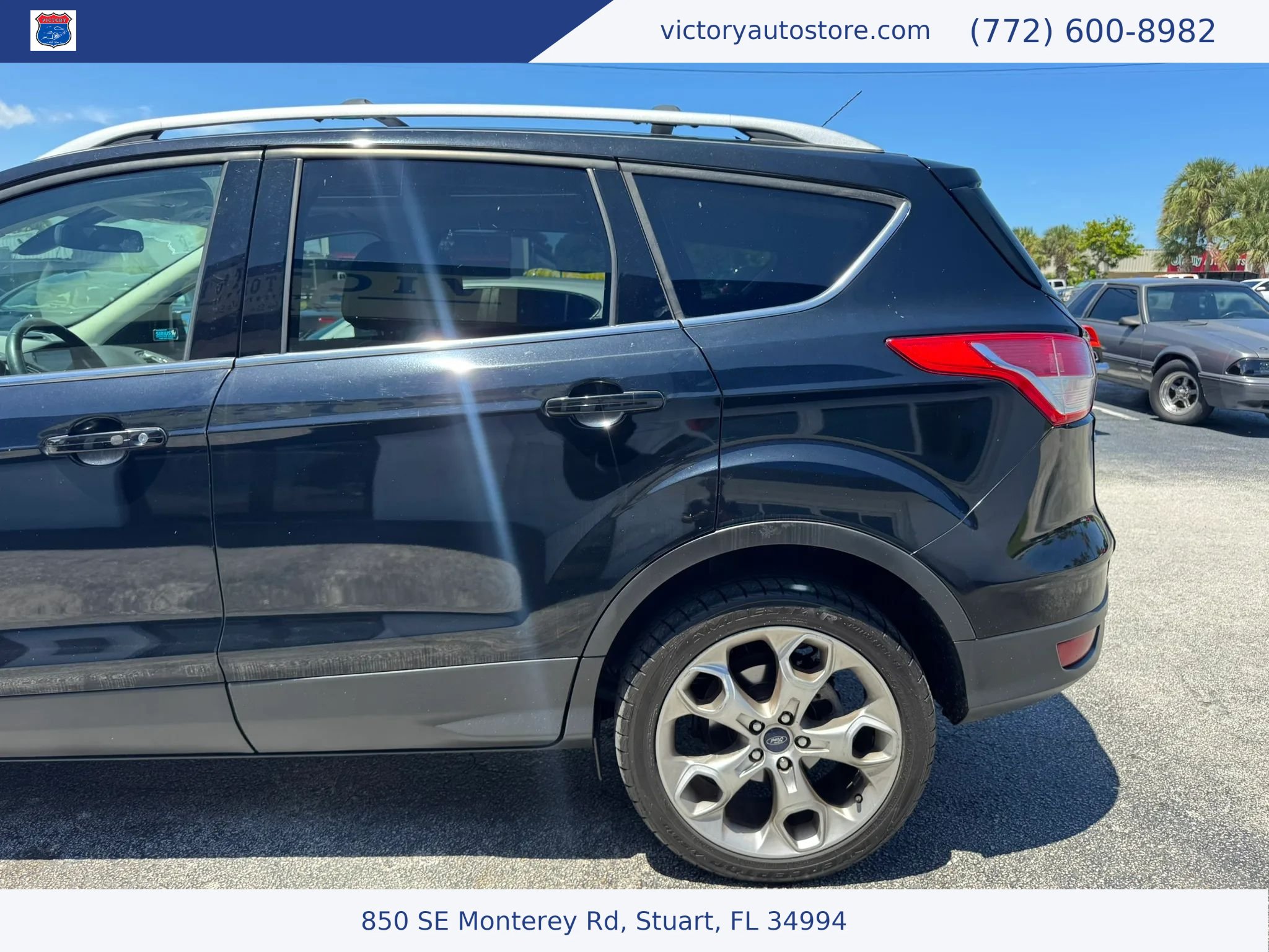 Used 2016 Ford Escape Titanium w/ Equipment Group 301A AWD/4WD image 10