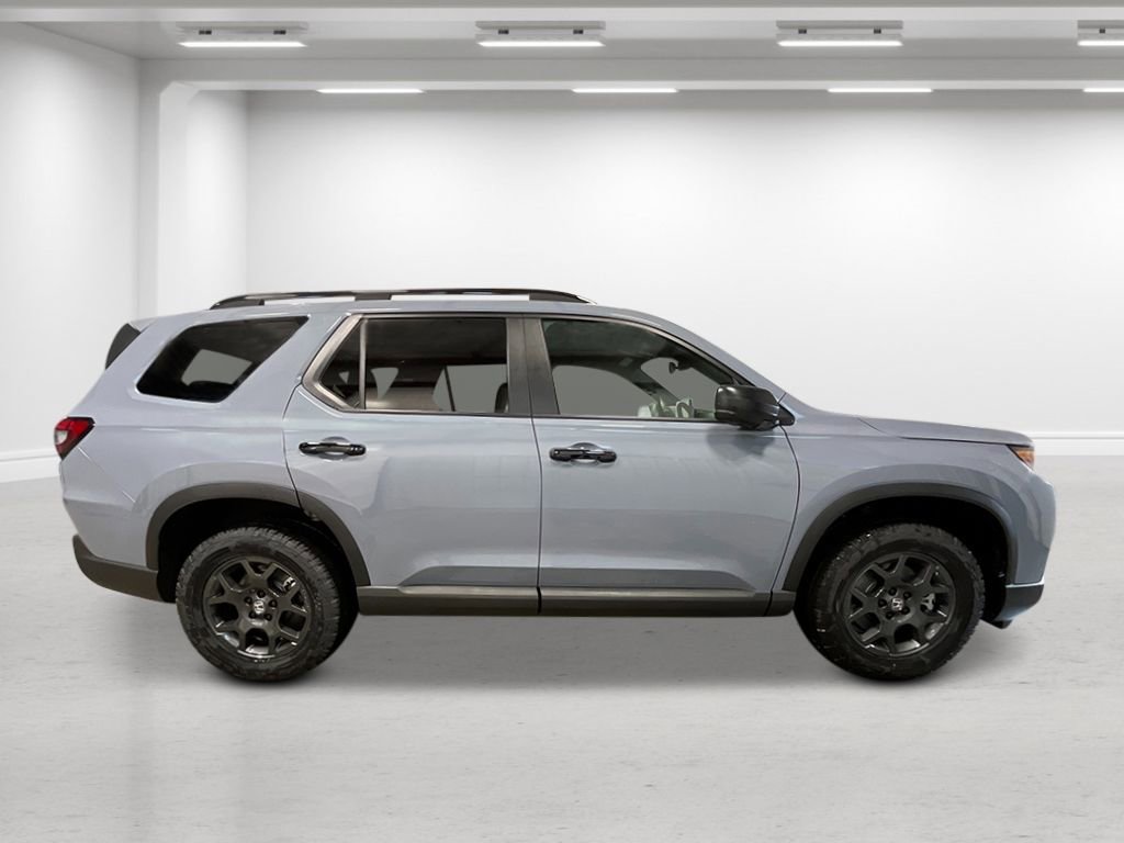New 2026 Honda Pilot TrailSport image 9
