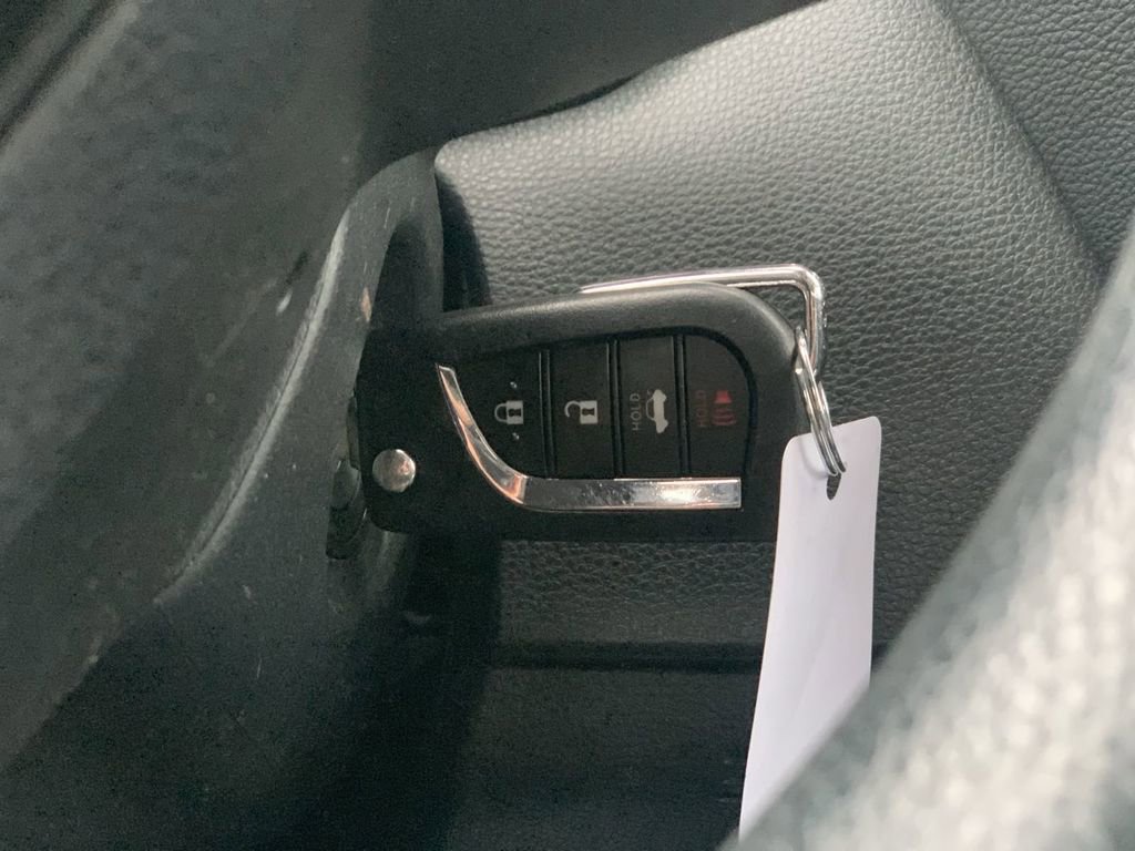 Used 2023 Toyota Corolla LE image 14