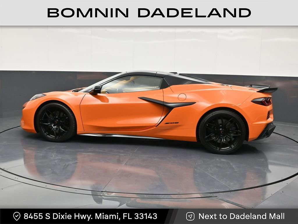 Used 2024 Chevrolet Corvette Z06 w/ Stealth Interior Trim Package image 2