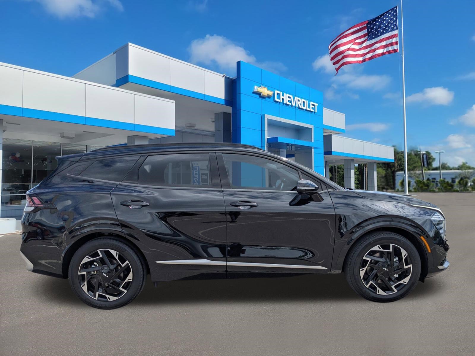 Used 2023 Kia Sportage SX image 3