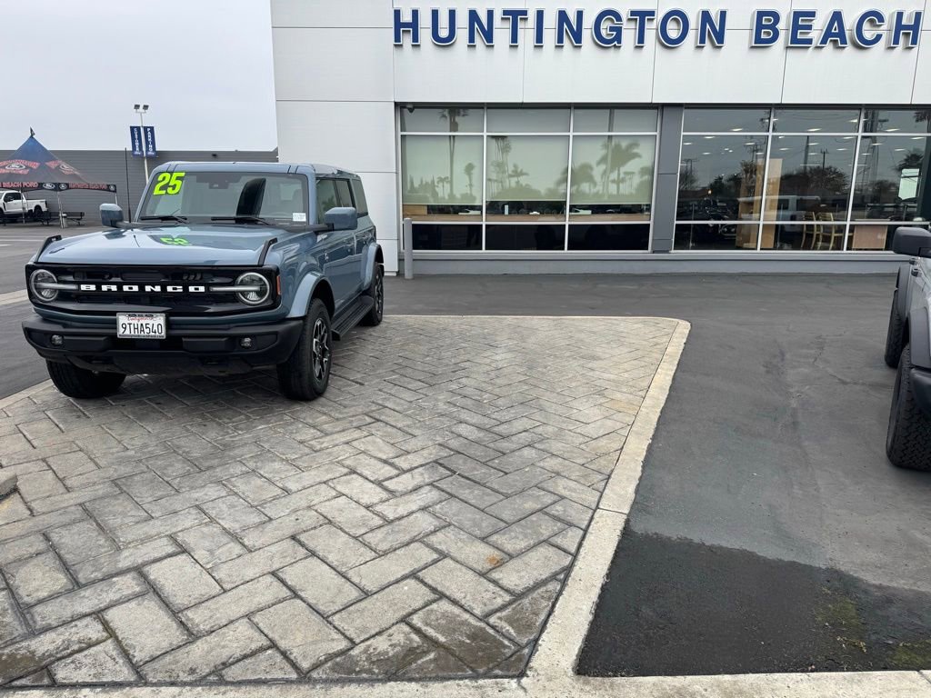 Used 2025 Ford Bronco Outer Banks image 20