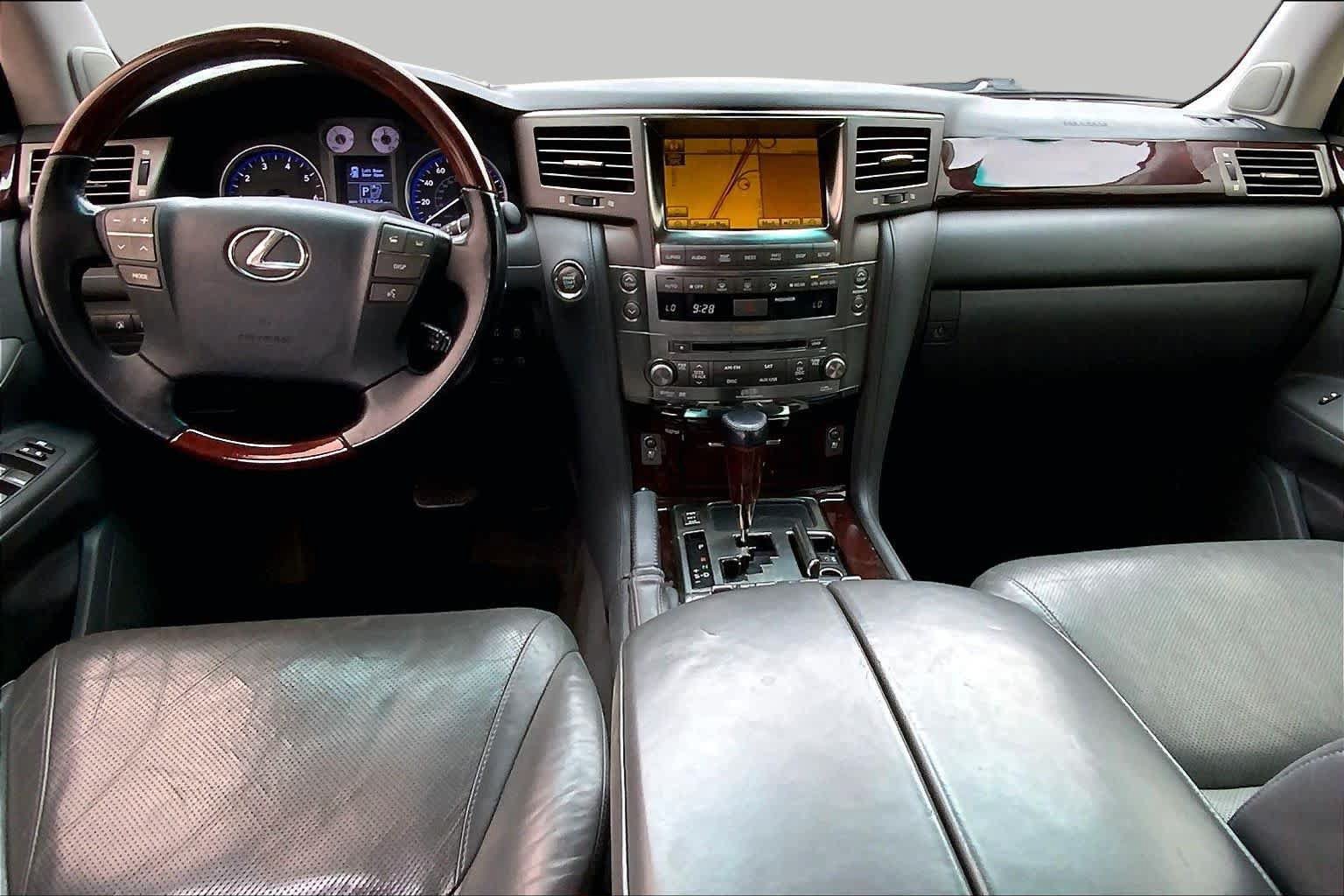 Used 2010 Lexus LX 570 4WD image 14