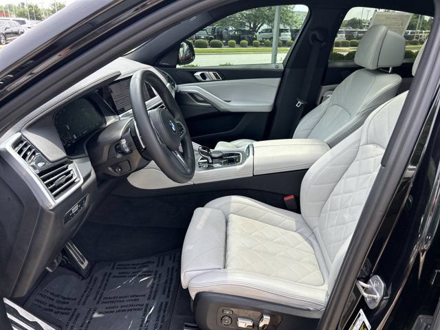 Used 2023 BMW X6 xDrive40i w/ M Sport Package AWD/4WD image 20