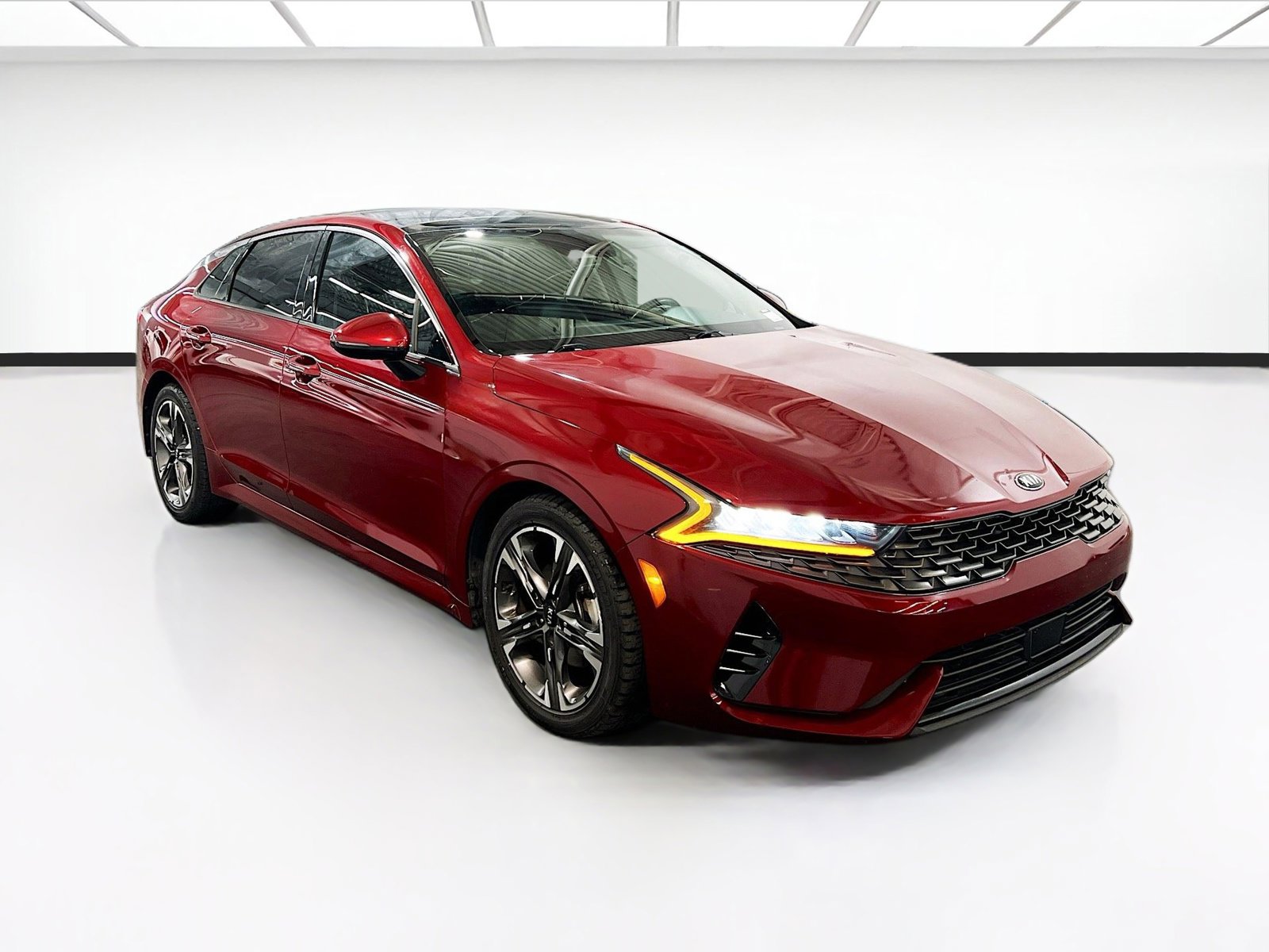 Used 2021 Kia K5 EX w/ EX Premium Package image 3