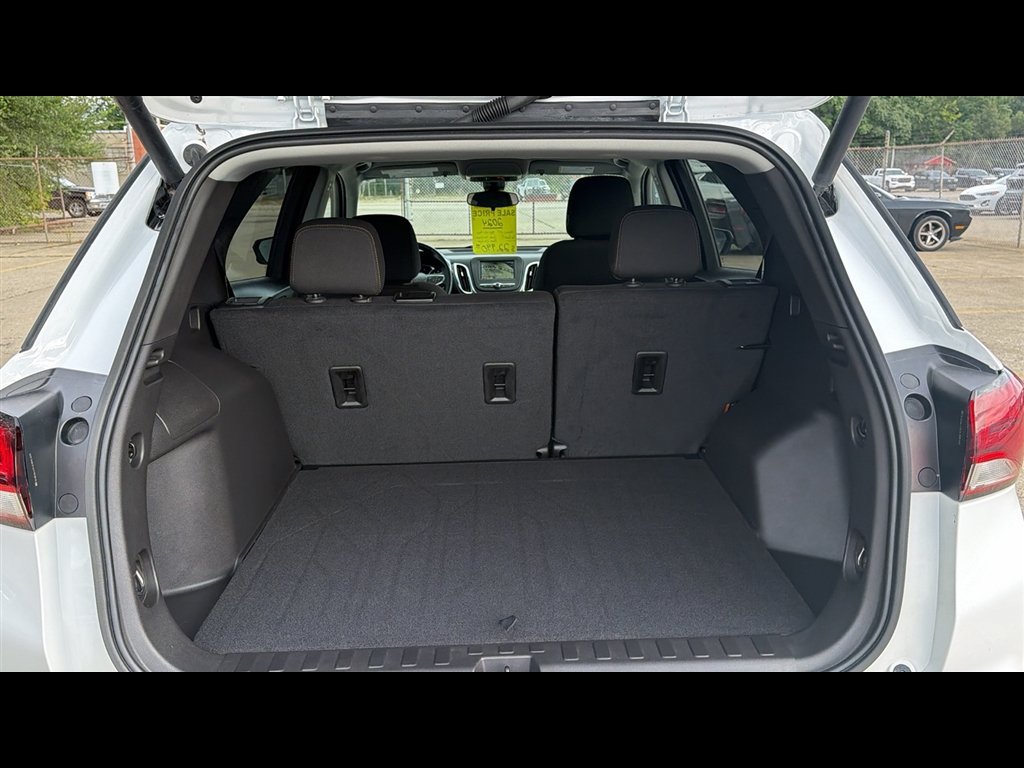 Used 2024 Chevrolet Equinox LT w/ LPO, Floor Liner Package FWD image 25