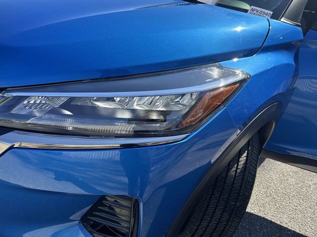 Used 2023 Nissan Kicks SR w/ SR Premium Package FWD image 29