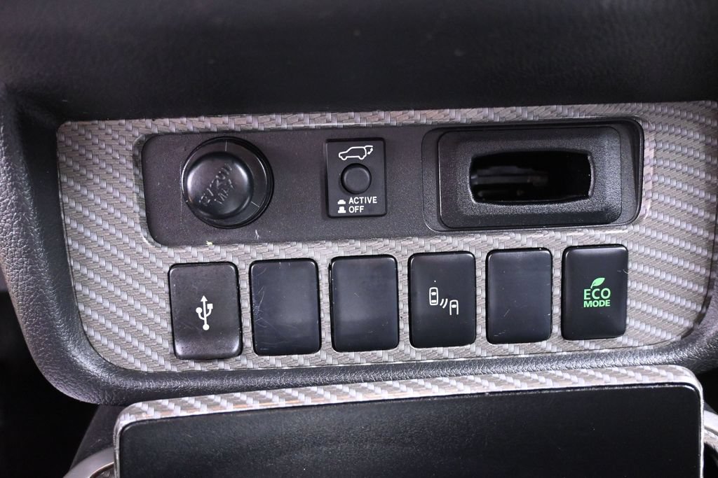 Used 2022 Mitsubishi Outlander SEL AWD/4WD image 23