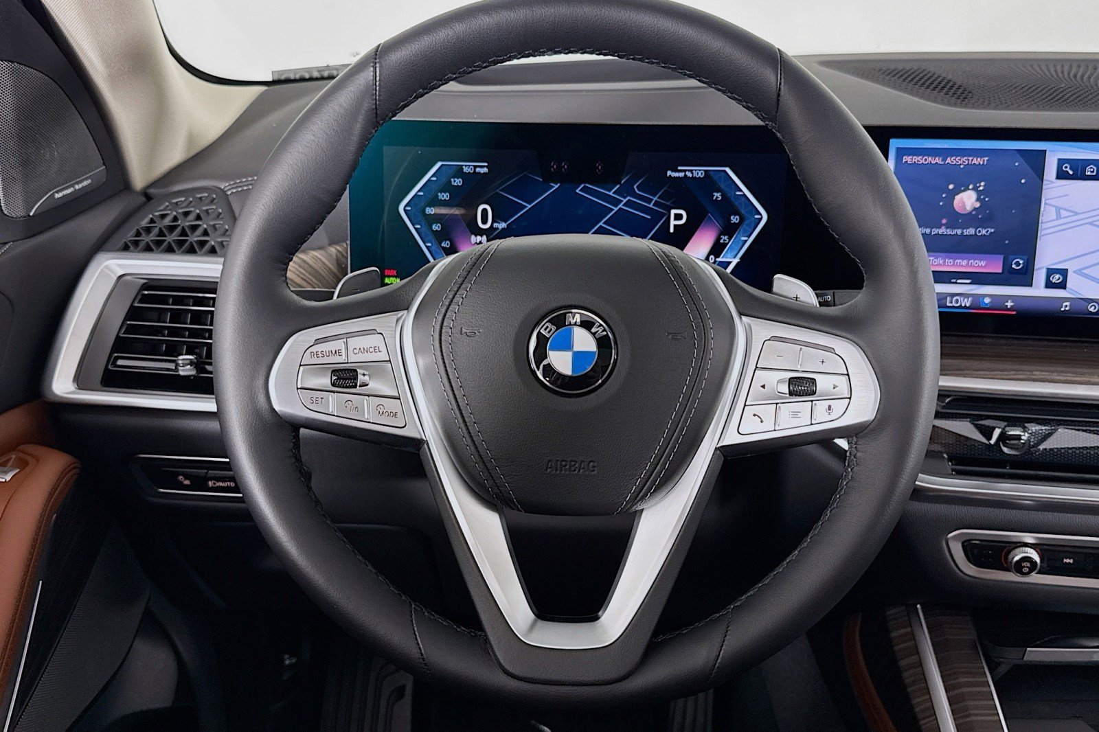 Used 2024 BMW X7 xDrive40i w/ Executive Package image 19