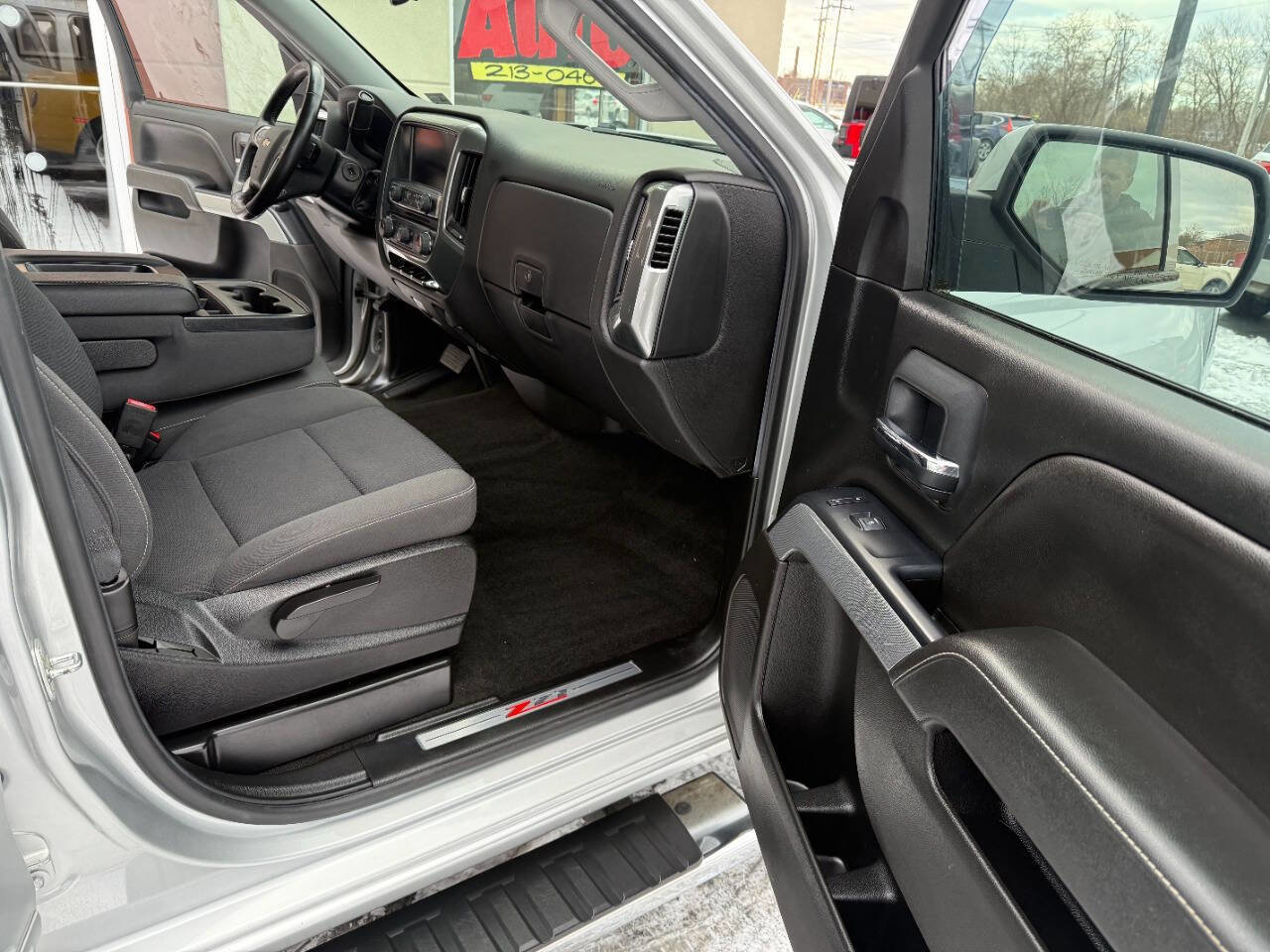 Used 2018 Chevrolet Silverado 1500 LT w/ All Star Edition image 17