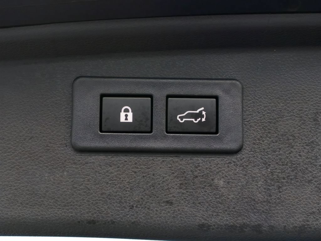Used 2024 Subaru Outback Premium AWD/4WD image 31