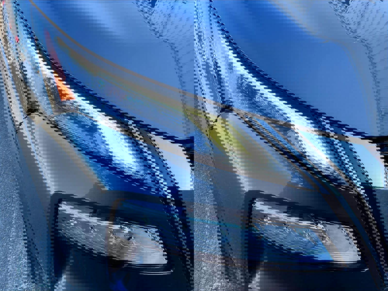 Used 2023 Nissan Rogue SV image 33