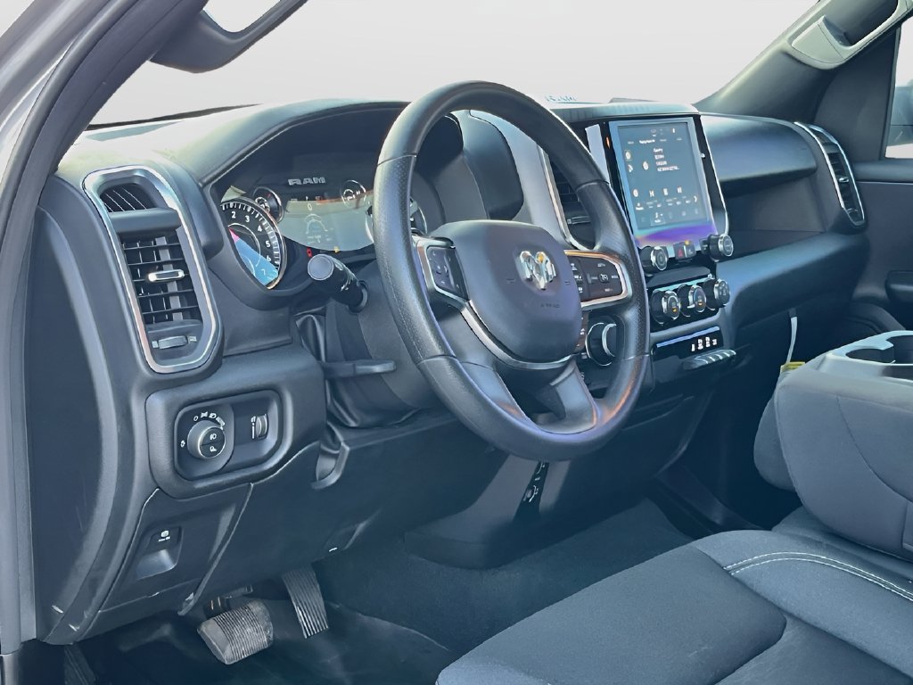 Used 2025 RAM 1500 Big Horn AWD/4WD image 9