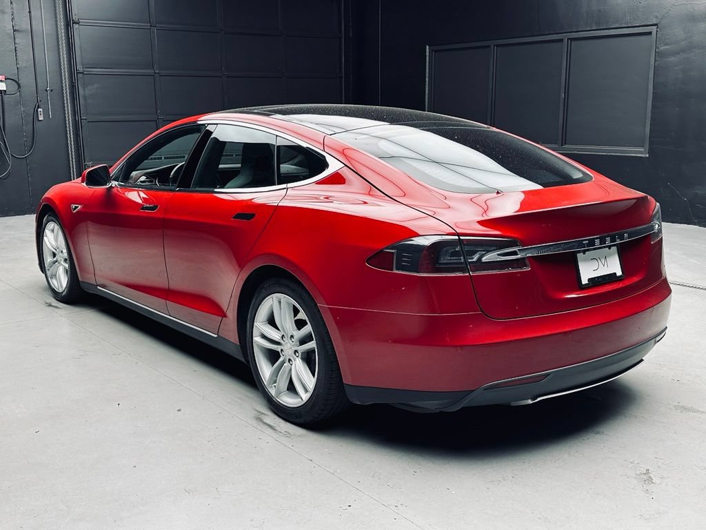 Used 2015 Tesla Model S 70D AWD/4WD image 5