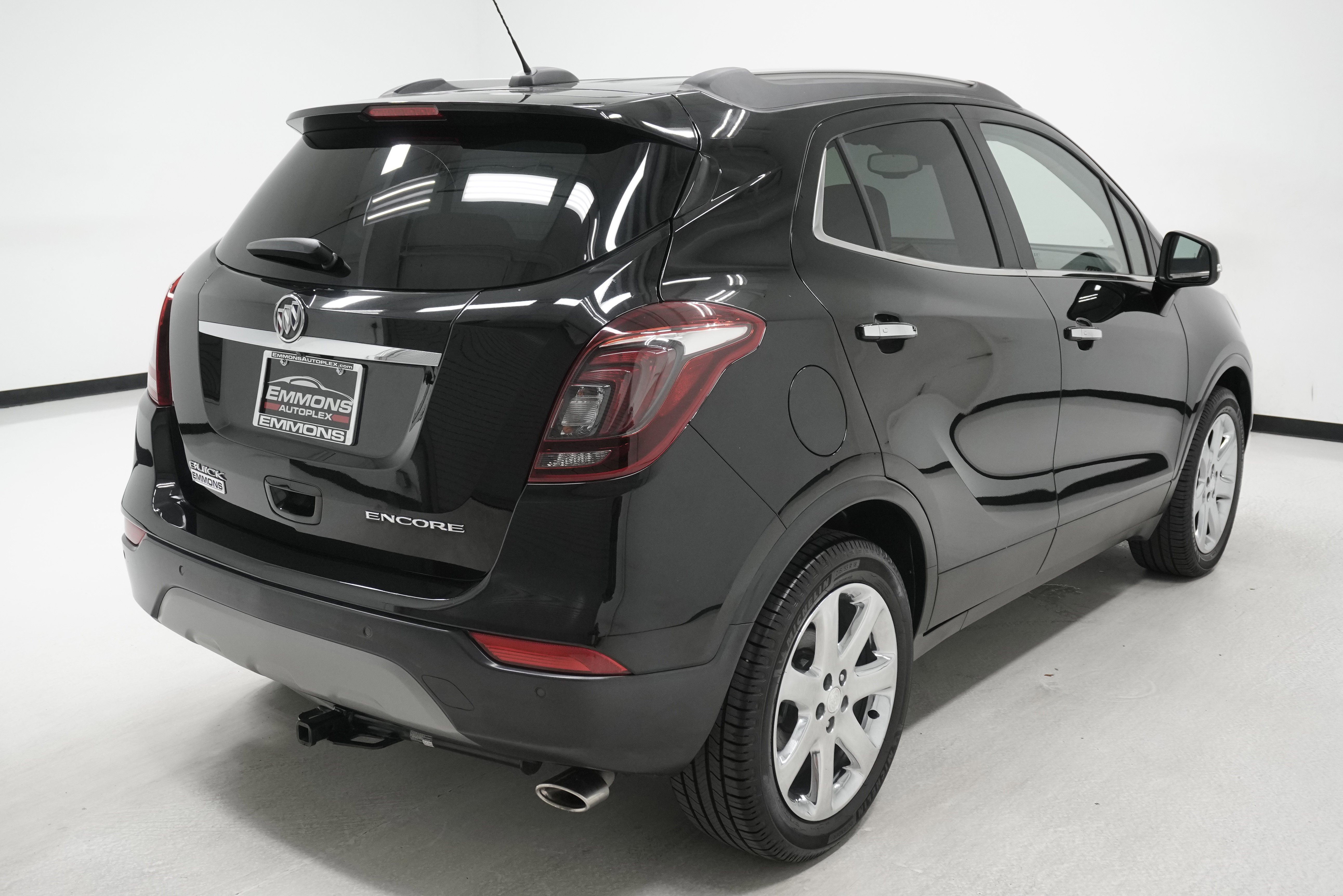 Used 2017 Buick Encore Premium w/ Experience Buick Package image 4