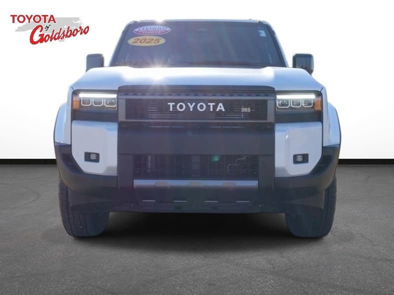 Used 2025 Toyota Land Cruiser image 2