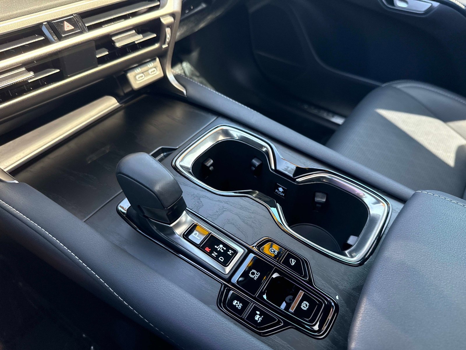 Used 2024 Lexus RX 350 Premium Plus w/ Convenience Package image 26