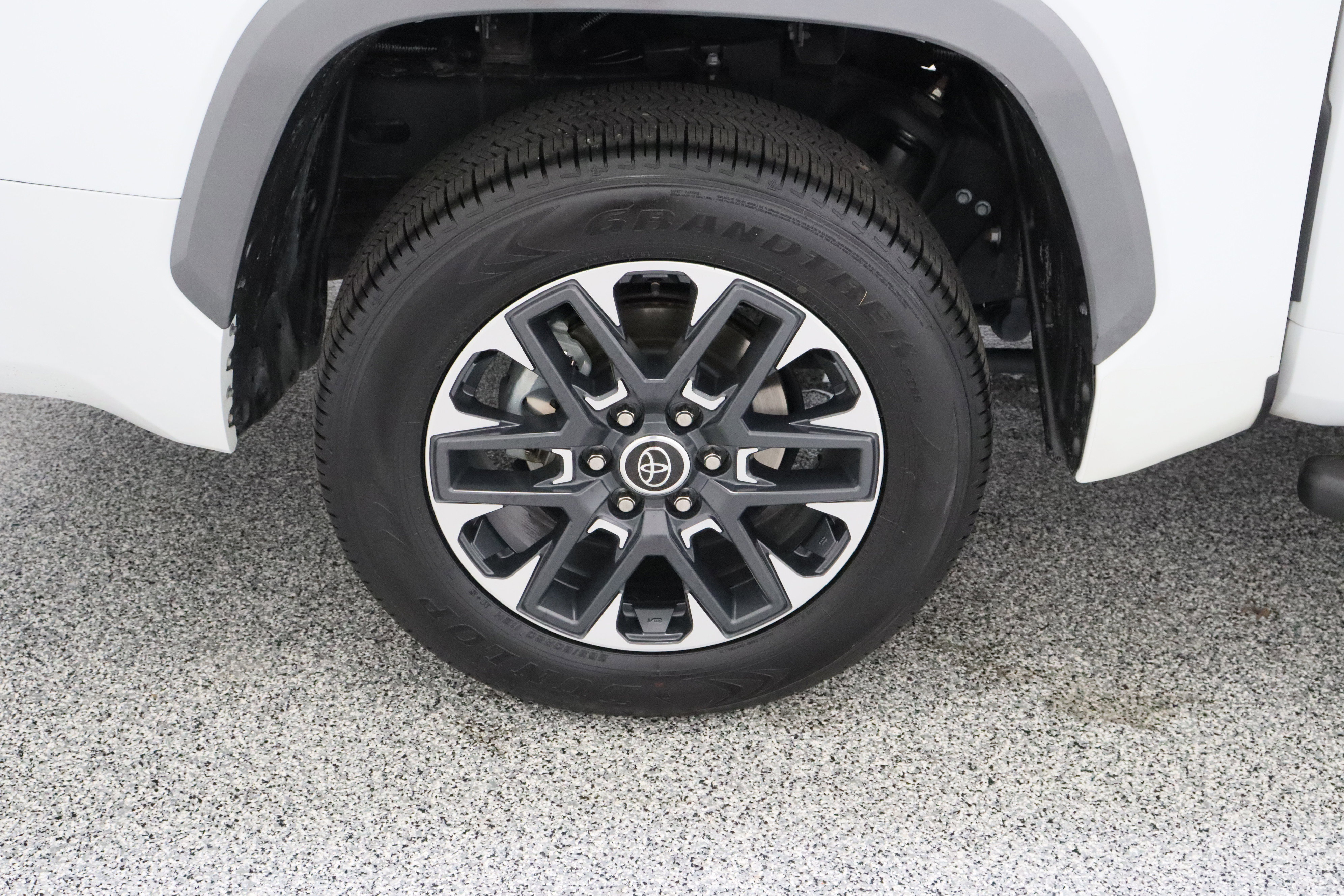 Used 2023 Toyota Tundra Limited w/ Power Package RWD image 6