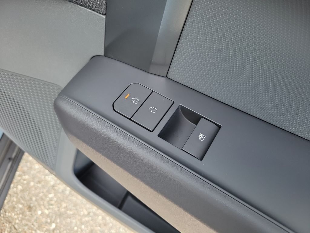 New 2027 Kia EV3 Wind FWD image 11