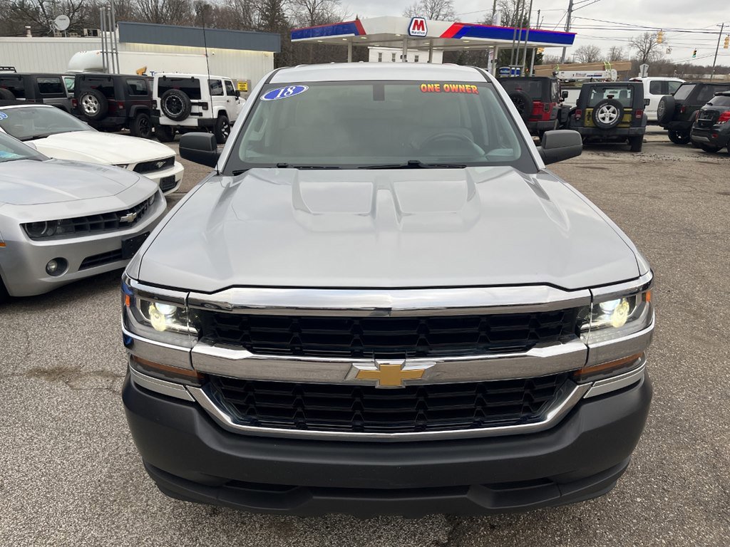 Used 2018 Chevrolet Silverado 1500 W/T w/ Trailering Package image 4