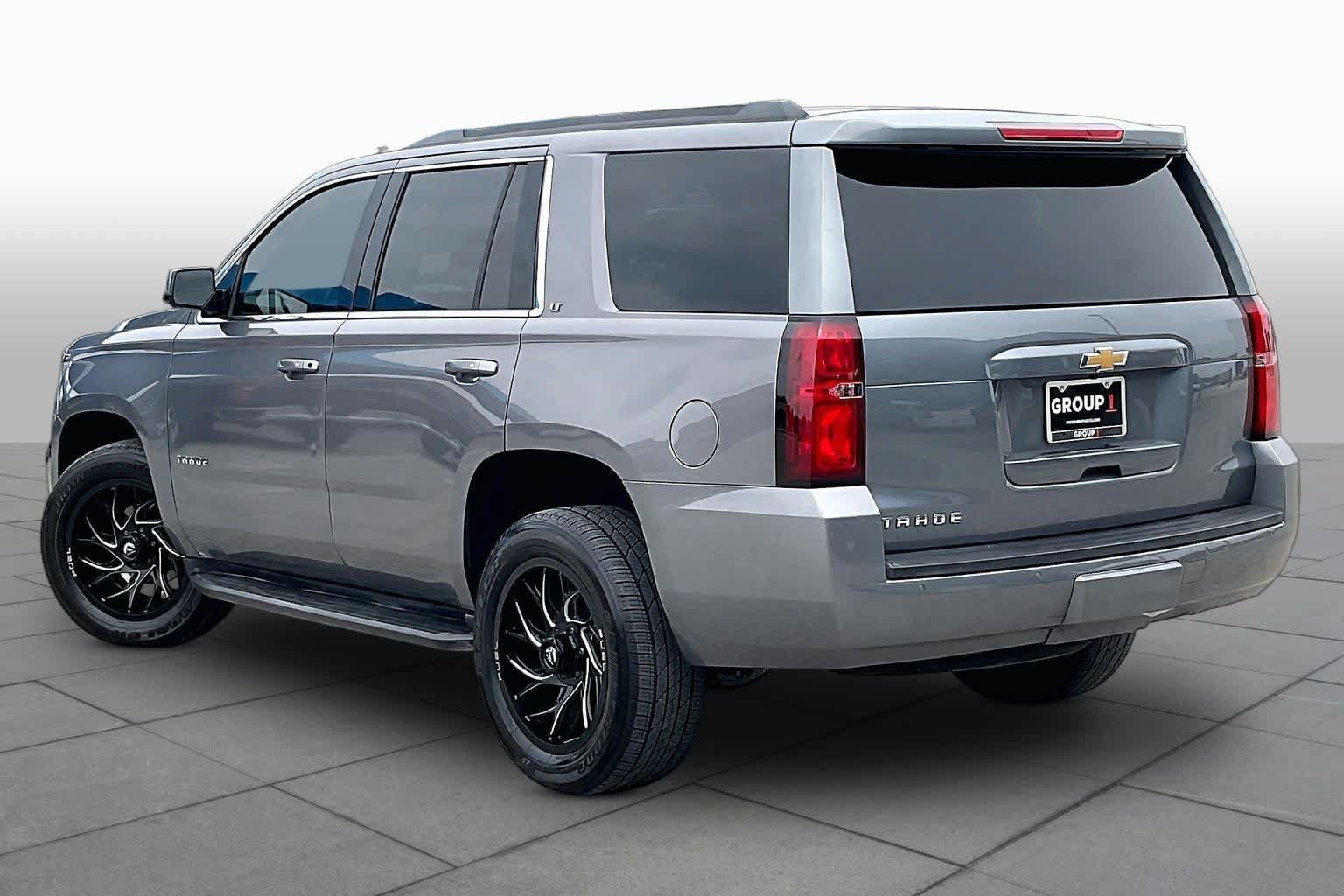 Used 2020 Chevrolet Tahoe LT w/ Luxury Package RWD image 12