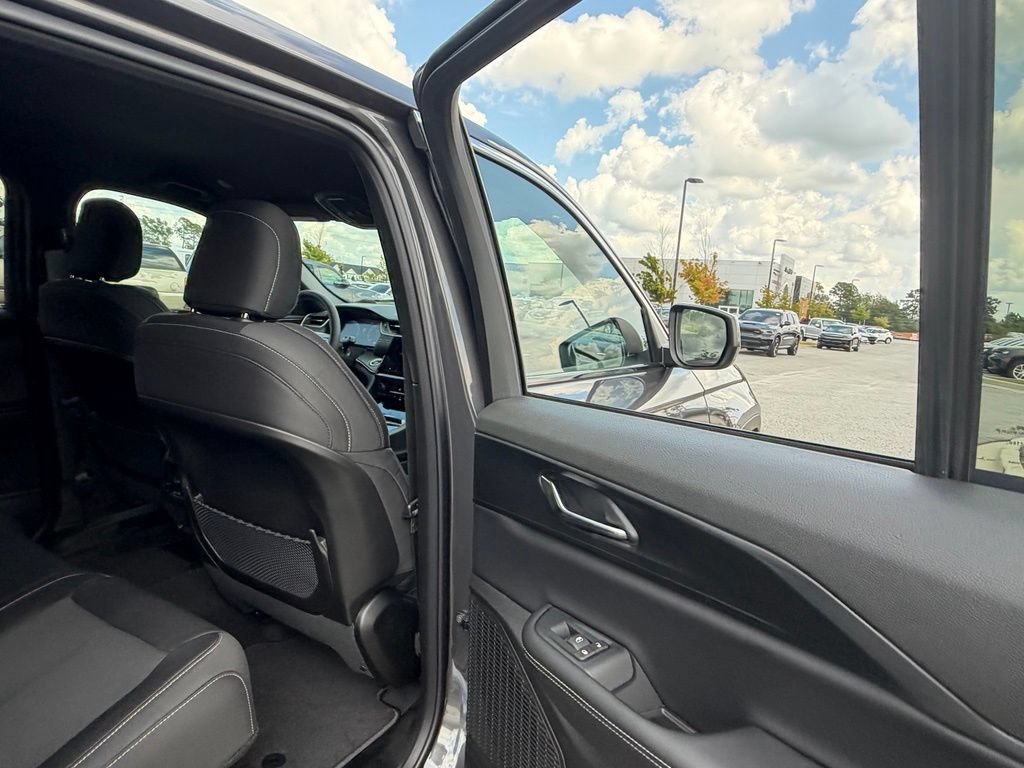 New 2026 Jeep Grand Cherokee Laredo RWD image 41
