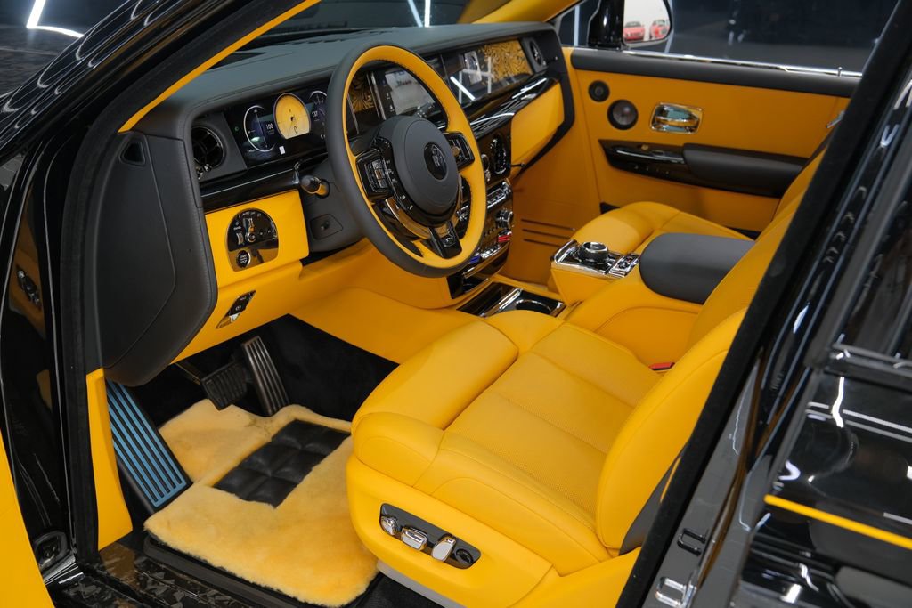 Used 2026 Rolls-Royce Phantom Sedan image 63