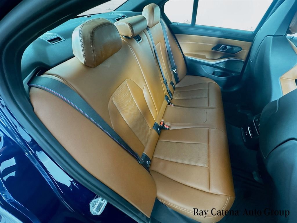 Used 2025 BMW M3 w/ M Carbon Exterior Package image 28