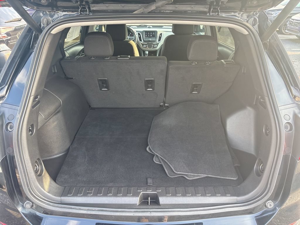 Used 2023 Chevrolet Equinox LT w/ Driver Convenience Package FWD image 22