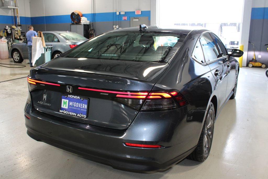 Used 2023 Honda Accord EX image 38