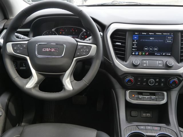 Used 2023 GMC Acadia SLT w/ Elevation Edition image 18