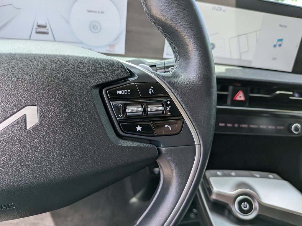 Certified 2024 Kia EV6 Wind w/ Wind Technology Package RWD image 32