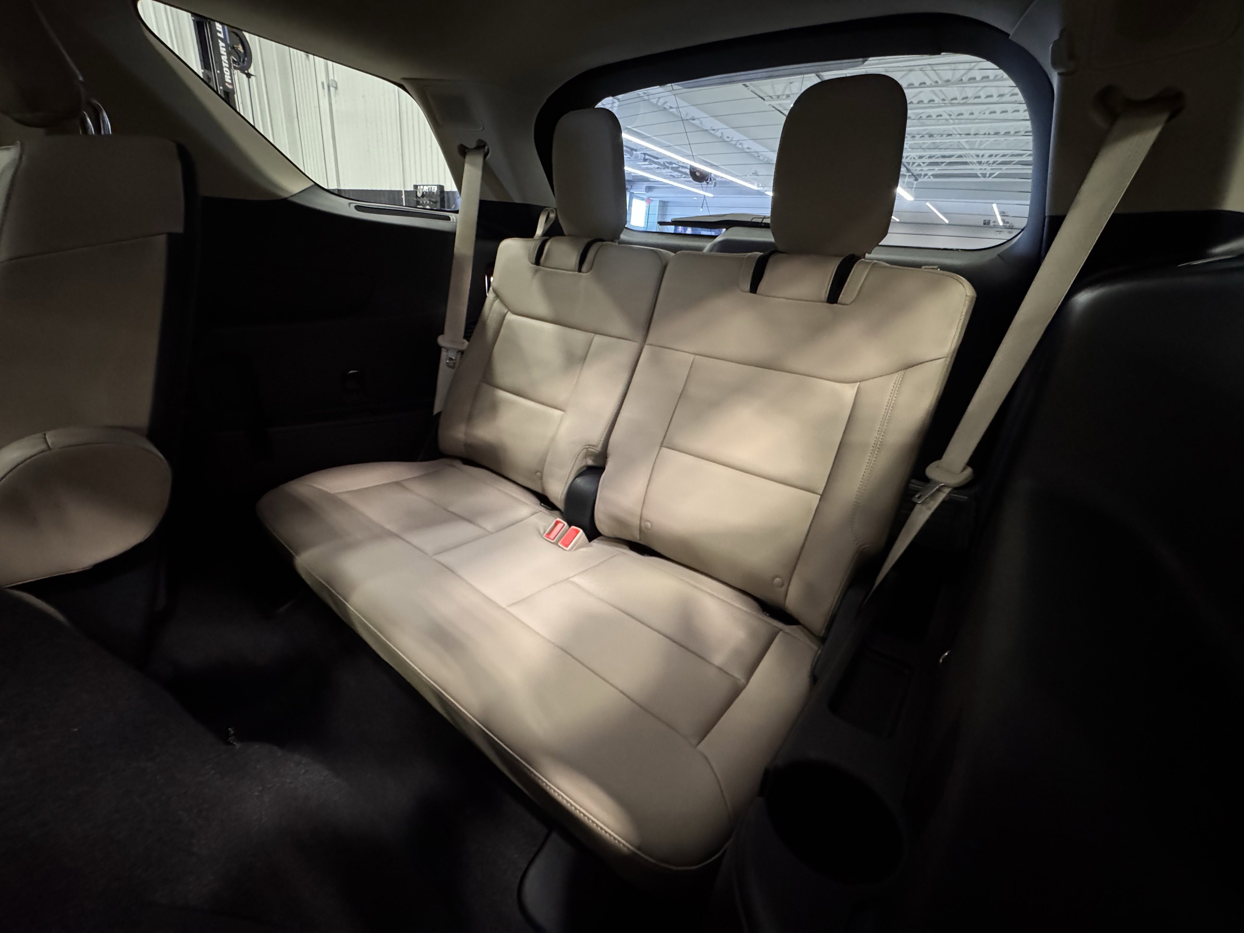 Used 2020 Ford Explorer Limited w/ Class III Trailer Tow Package image 22