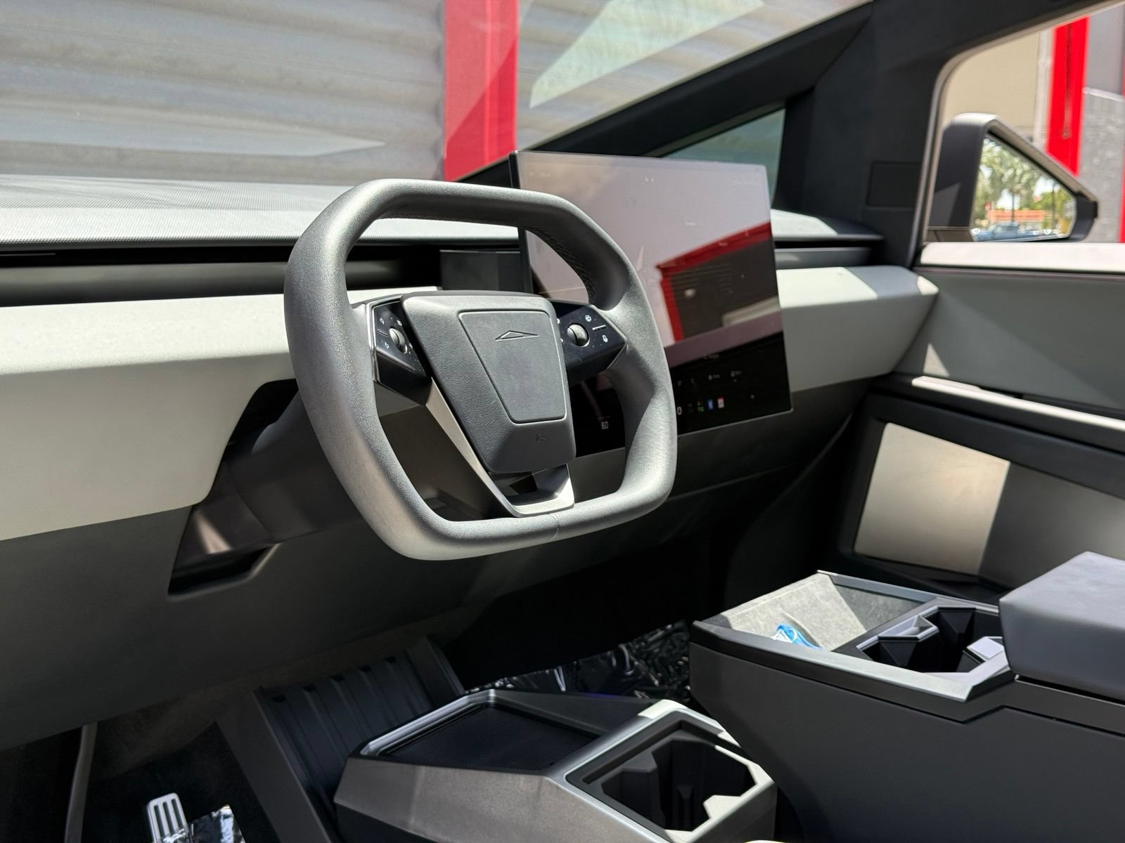 Used 2024 Tesla Cybertruck AWD Crew Cab image 30