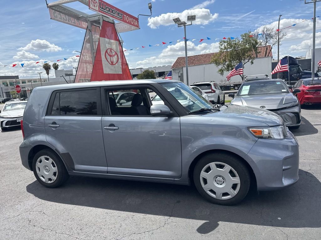 Used 2011 Scion xB image 3