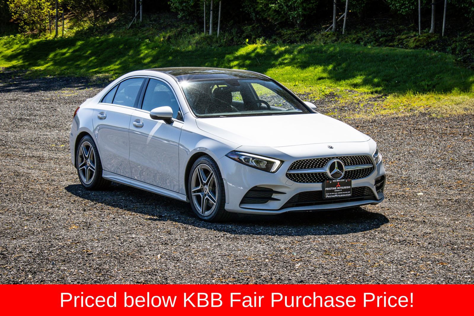 Used 2020 Mercedes-Benz A 220 4MATIC w/ AMG Line image 10