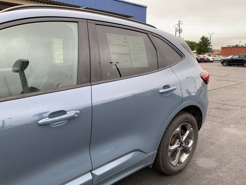 Certified 2023 Ford Escape ST-Line w/ Tech Pack #1 AWD/4WD image 12