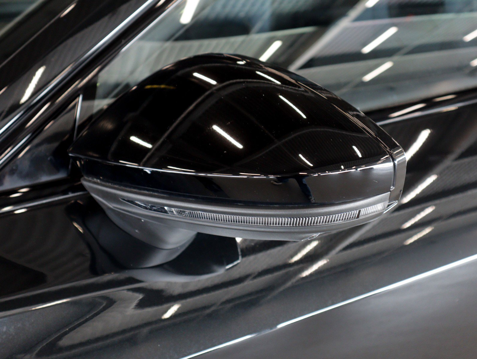 Used 2024 Audi RS e-tron GT w/ Carbon Performance Package image 27