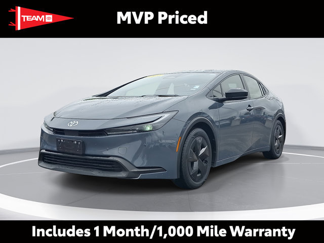 Used 2025 Toyota Prius LE FWD image 1