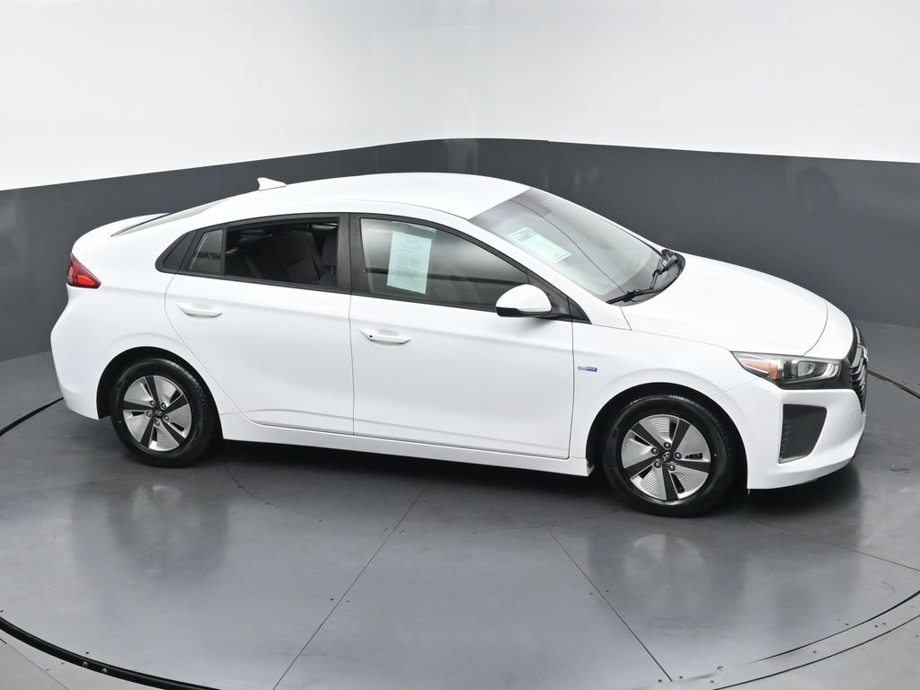 Used 2018 Hyundai Ioniq Blue image 40