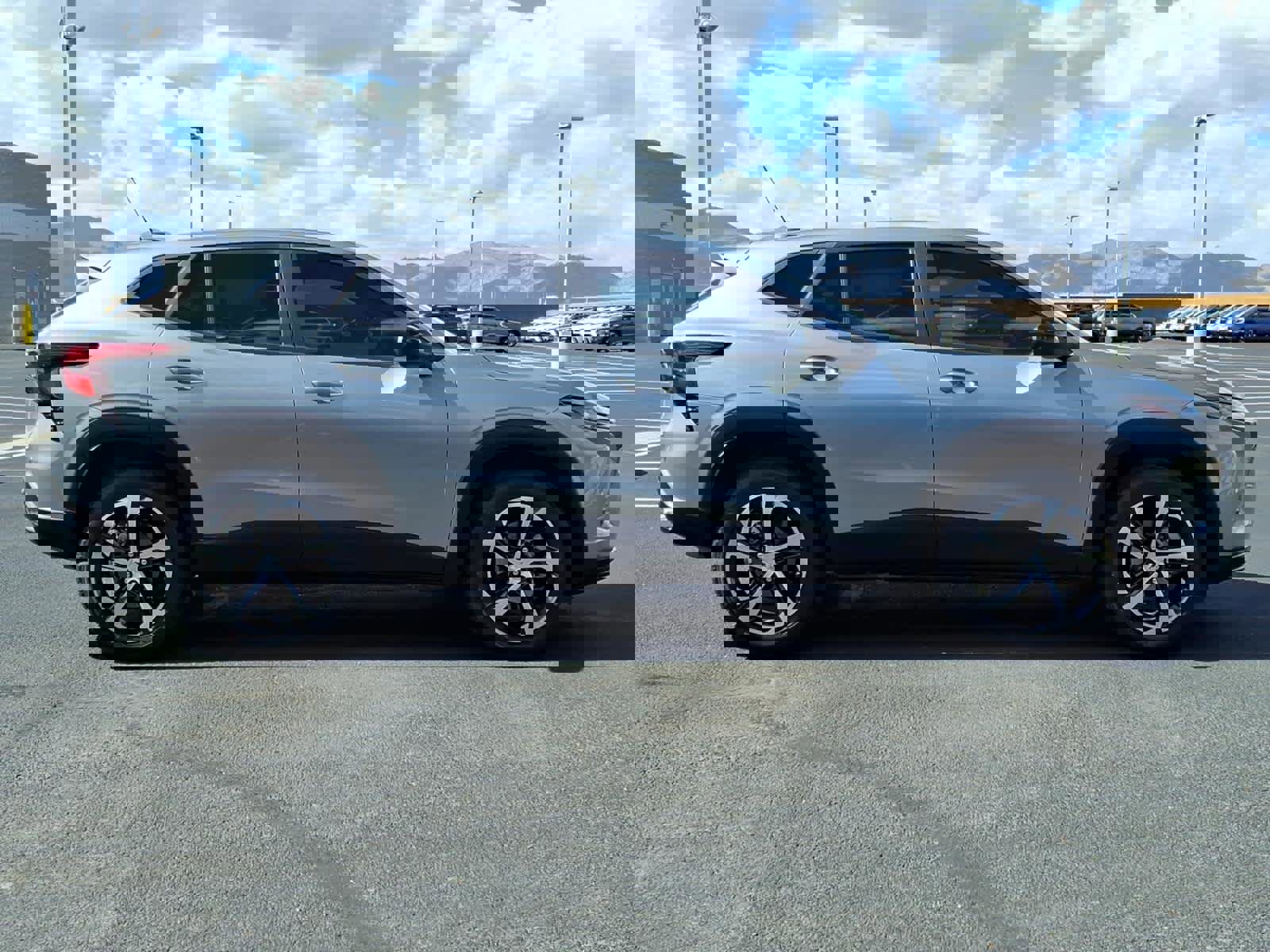 Used 2024 Chevrolet Trax RS image 8